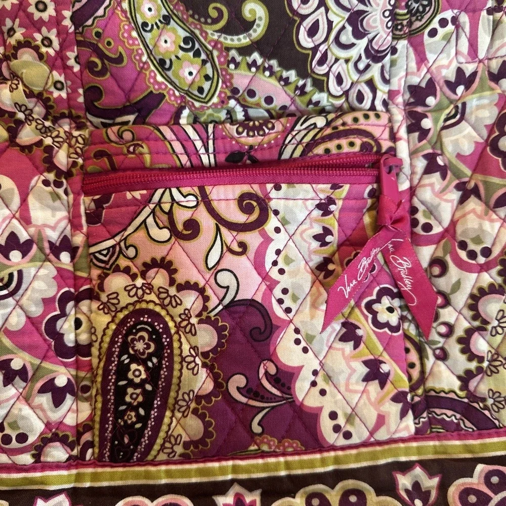 Vera Bradley Retired VERY BERRY PAISLEY Laura Shoulder Bag Pink & Purple